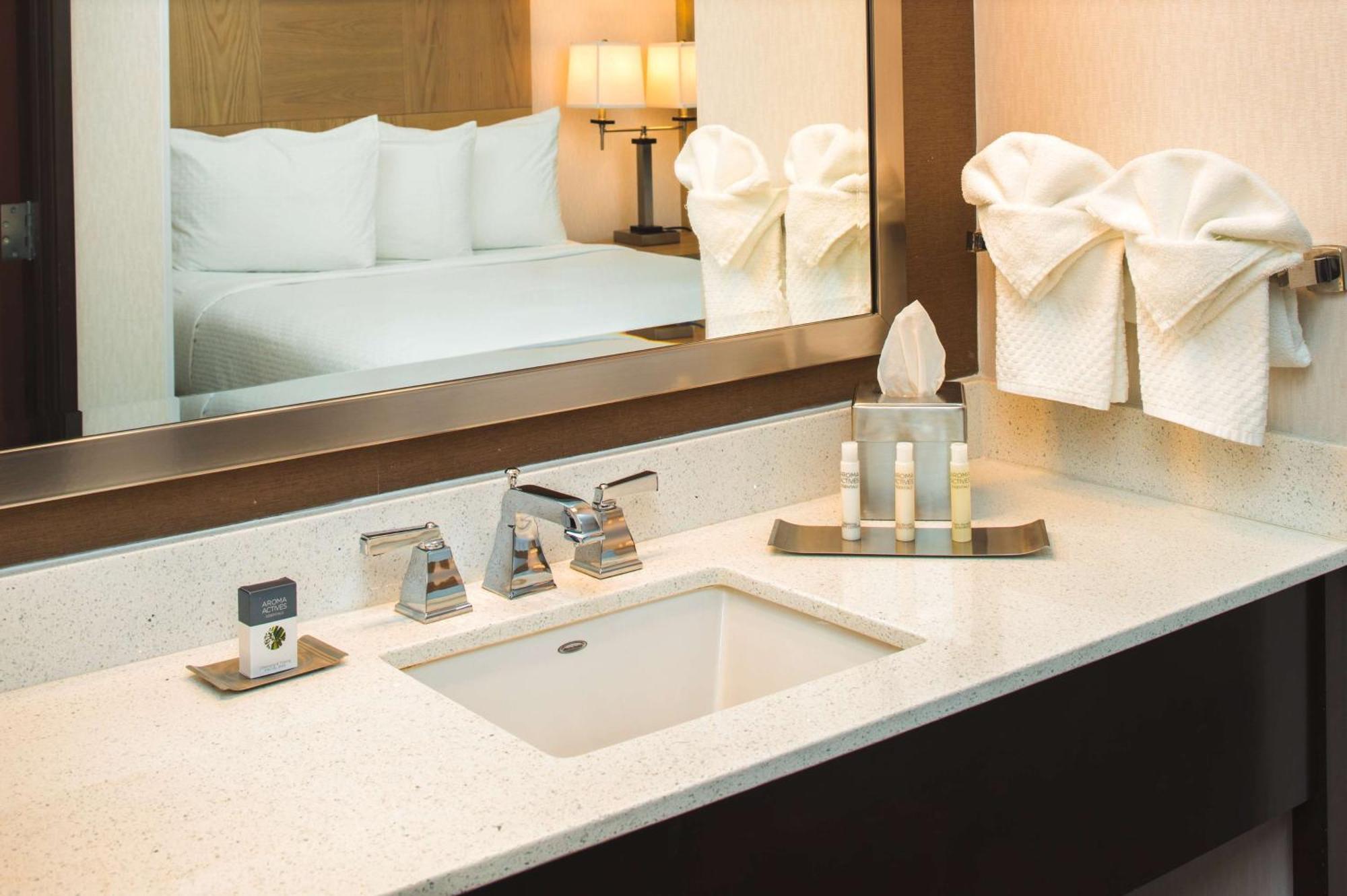 Doubletree By Hilton Olympia Hotel Luaran gambar